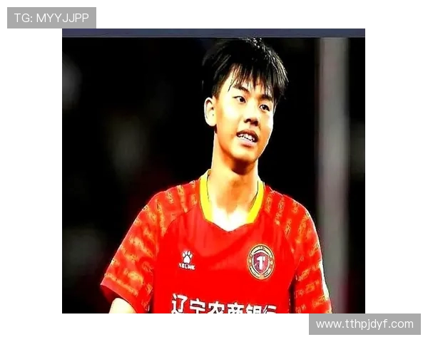 万项在贝尔格莱德红星U17队的主帅曾在中国踢球,效力黄海和浙江 万项在贝尔格莱德红星U17队的主帅曾在中国踢球,效力黄海和浙江